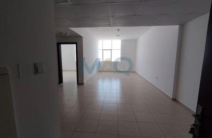 Apartment - 1 - 1 for rent in Union Tower - Al Seer - Ras Al Khaimah