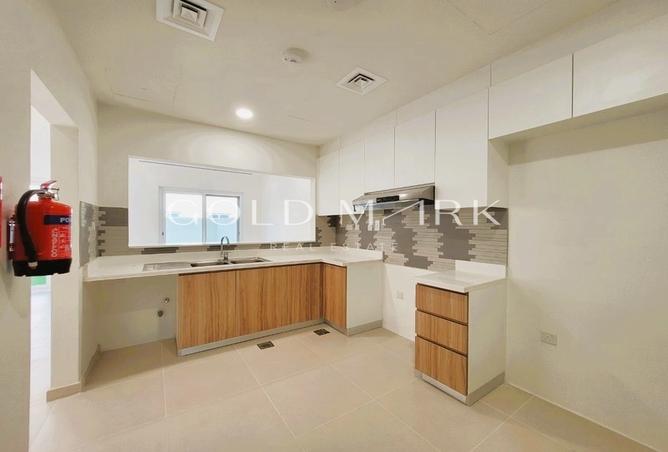 130202607 - Property Image 3
