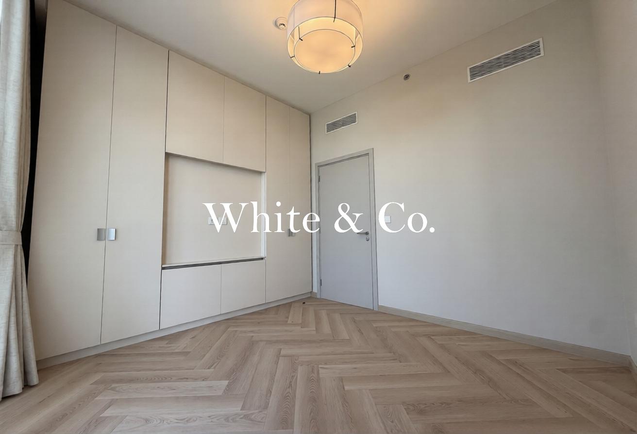 UPGRADED FLOORING | PARK VIEW | HIGH FLOOR photo 4