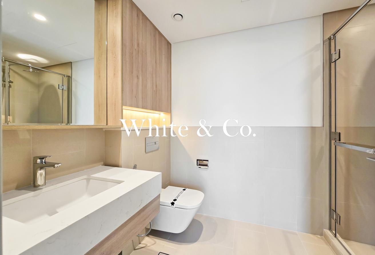 UPGRADED FLOORING | PARK VIEW | HIGH FLOOR photo 6