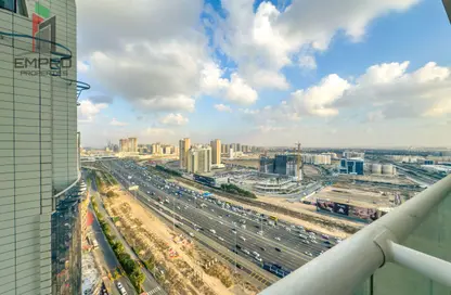 شقة - 1 حمام للايجار في تاور 1 - ترحاب هوتيل اند تاورز - مثلث قرية جميرا - دبي شقة - 1 حمام للايجار في تاور 1 - ترحاب هوتيل اند تاورز - مثلث قرية جميرا - دبي