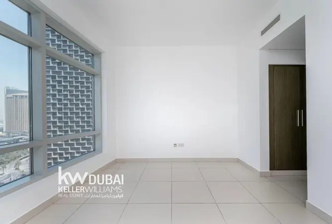 106838410 - Property Image 2