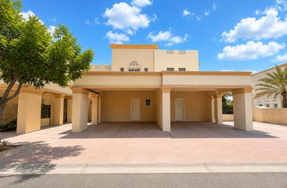 Villa - 2 Bedrooms - 3 Bathrooms for rent in Springs 8 - The Springs - Dubai Villa - 2 Bedrooms - 3 Bathrooms for rent in Springs 8 - The Springs - Dubai