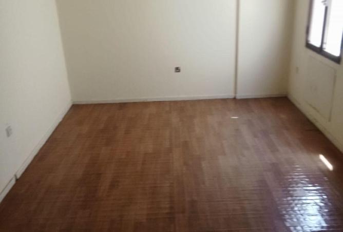 81525273 - Property Image 2