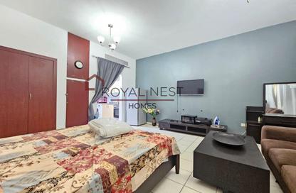 Apartment - Studio - 1 for rent in Building S15 - Spain Cluster - International City - Dubai