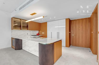 Apartment - 2 Bedrooms - 2 Bathrooms for rent in Ellington Beach House - The Crescent - Palm Jumeirah - Dubai