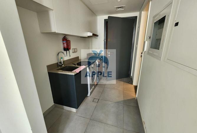 99116558 - Property Image 3