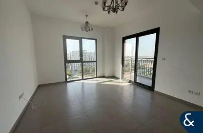 Apartment - 3 Bedrooms - 2 Bathrooms for rent in Zahra Apartments 2B - Zahra Apartments 2 - Zahra Apartments - Town Square - Dubai
