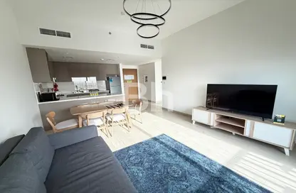 شقة - 2 غرف نوم - 2 حمامات للبيع في عزيزي العنبر - الفرجان - دبي