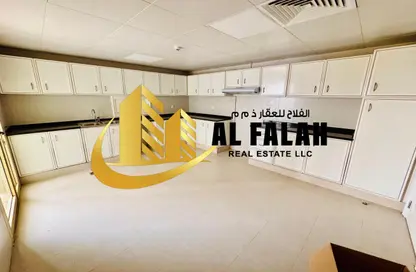 Apartment - 3 Bedrooms - 4 Bathrooms for rent in Al Majaz 2 - Al Majaz - Sharjah