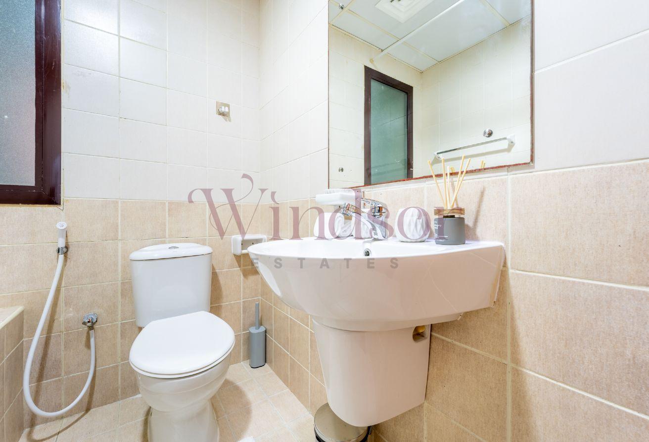 Chiller Free | 12 Cheques | Fully furnished photo 8