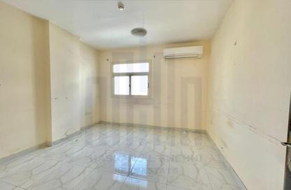 Apartment - 1 - 1 for rent in Fire Station Road - Muwaileh - Sharjah