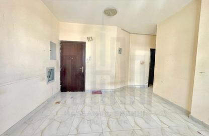 Apartment - 1 - 1 for rent in Fire Station Road - Muwaileh - Sharjah