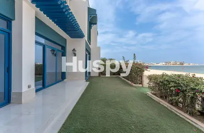 Villa - 5 Bedrooms - 6 Bathrooms for rent in Palma Residences - Palm Jumeirah - Dubai
