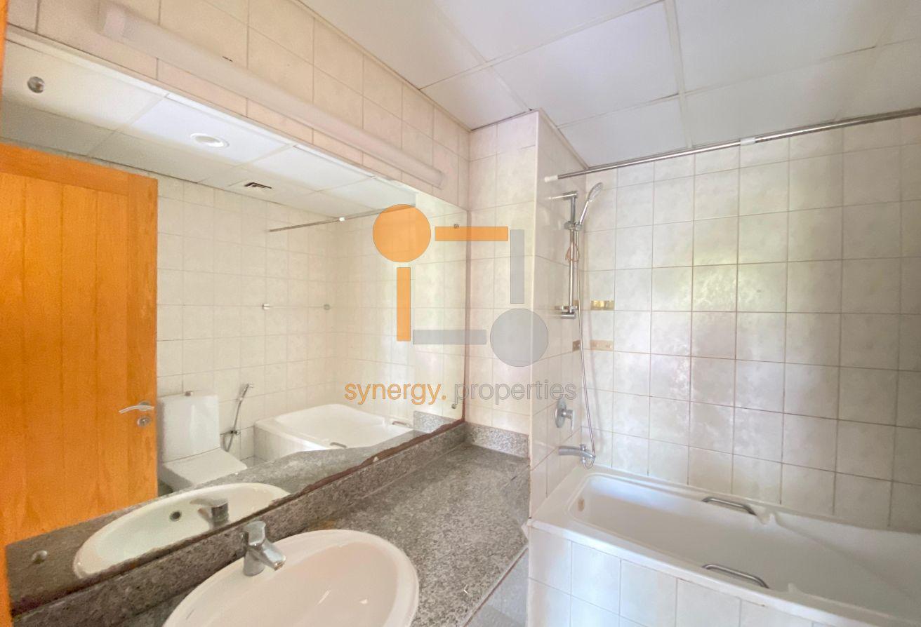 Bright & Spacious | Exclusive Listing | 1 bedroom photo 5