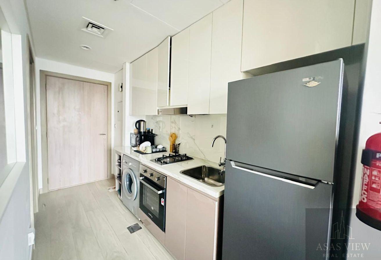 fully furnished studio | Vacant | Ready to Move In photo 11