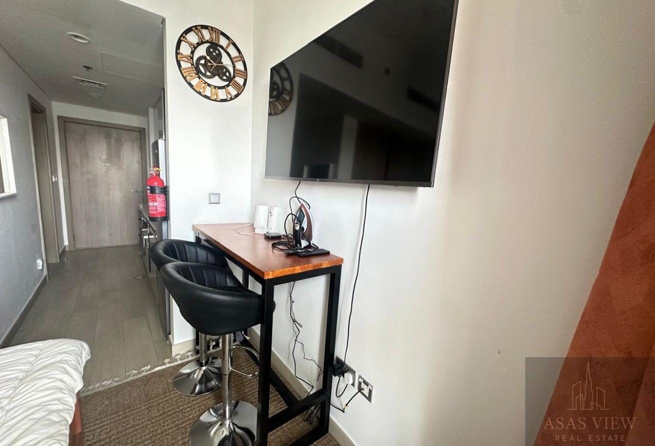 fully furnished studio | Vacant | Ready to Move In photo 5
