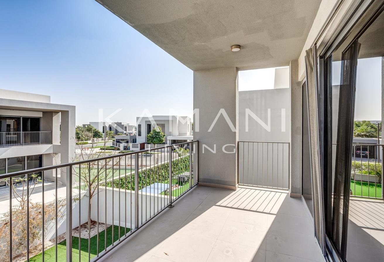 Elegant E3 Villa | 4BR Plus Maid | Vacant photo 26