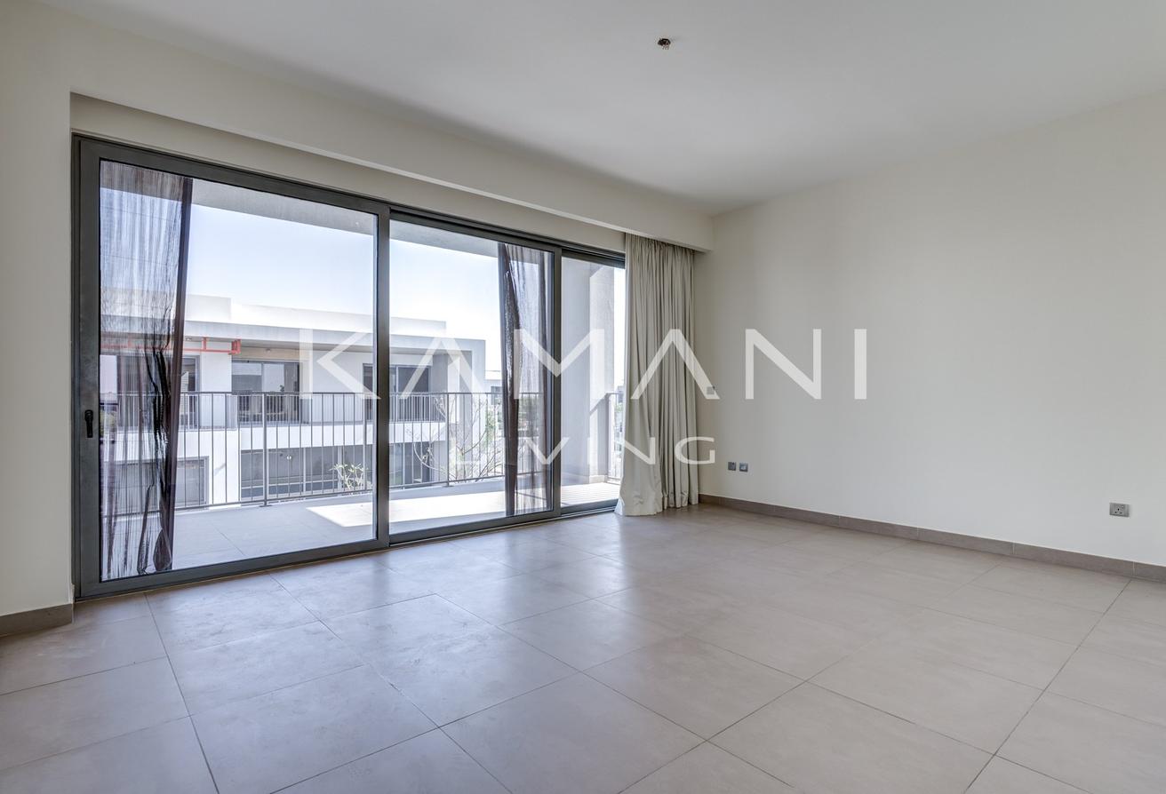 Elegant E3 Villa | 4BR Plus Maid | Vacant photo 9