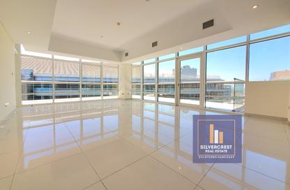 Apartment - 2 Bedrooms - 3 Bathrooms for rent in Al Marasy - Al Bateen - Abu Dhabi