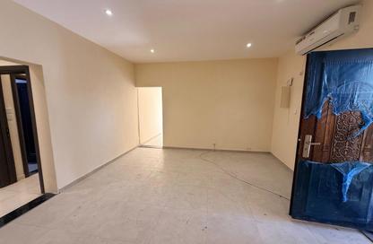 Villa - 5 Bedrooms - 5 Bathrooms for rent in Al Falaj - Al Riqqa - Sharjah