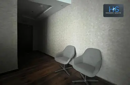 Business Centre - 3 Bedrooms for rent in Park Lane Tower - Business Bay - Dubai