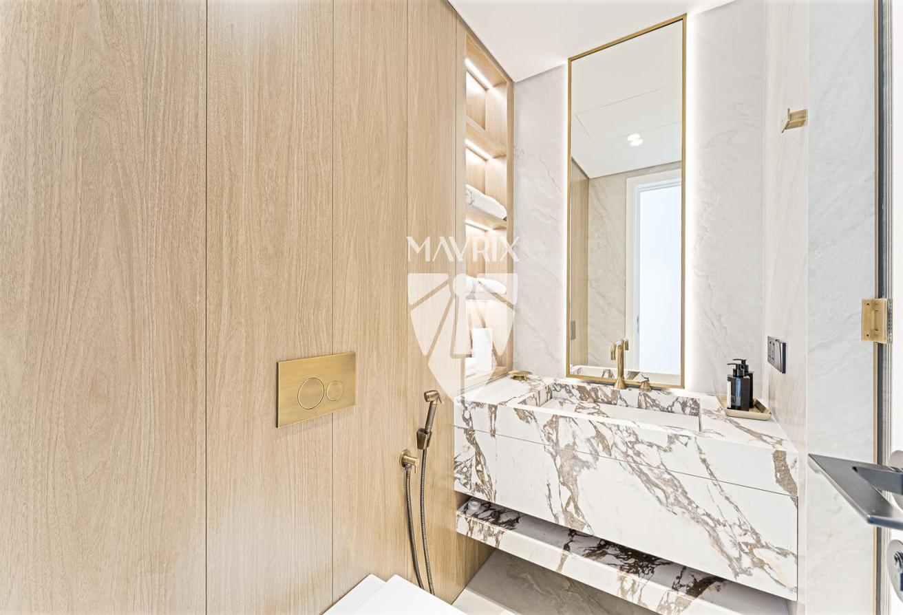 Upgraded | Luxury Finishing | Fully Furnished photo 19
