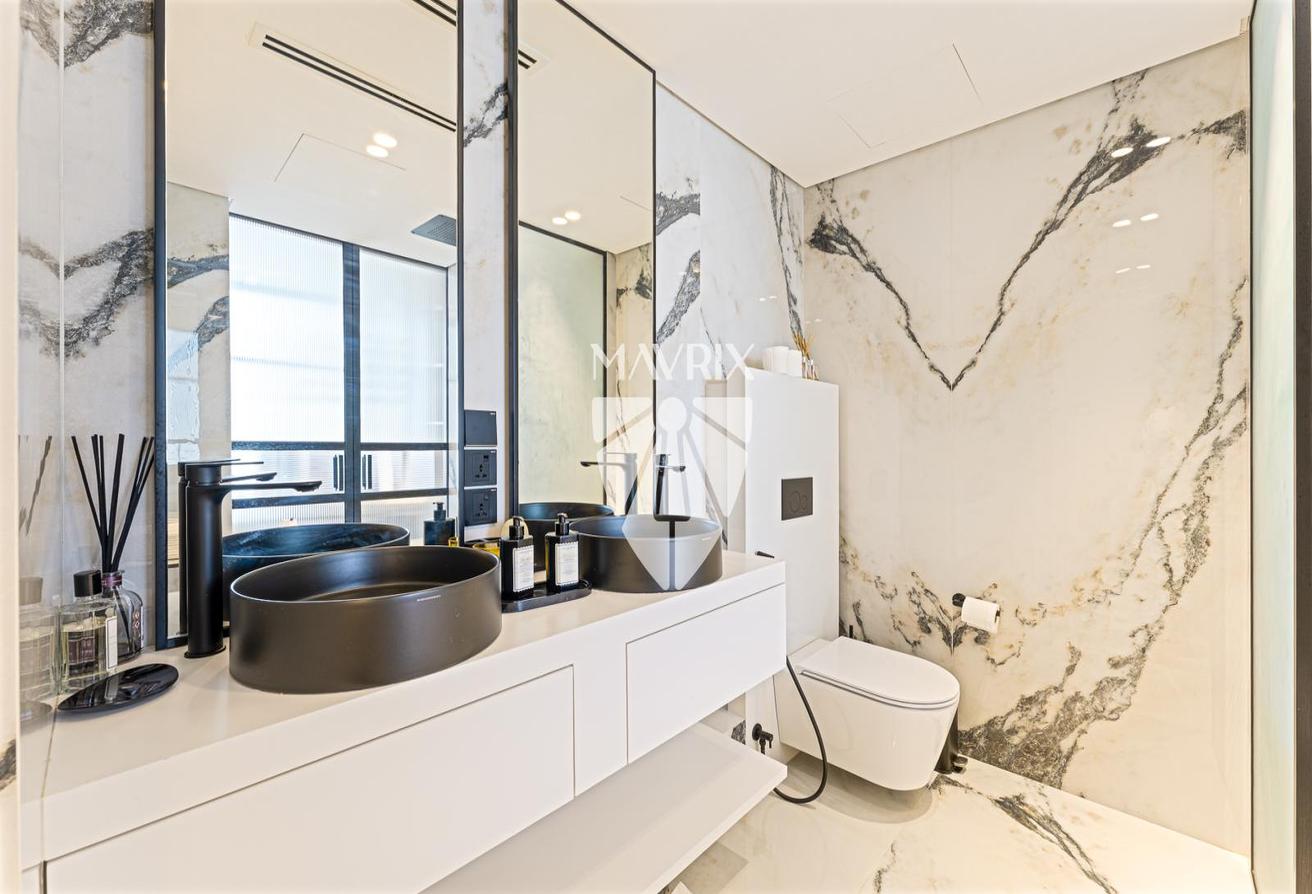 Upgraded | Luxury Finishing | Fully Furnished photo 22
