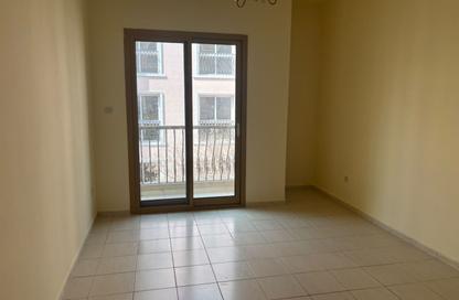 Apartment - 1 - 2 for rent in Building T05 - Spain Cluster - International City - Dubai