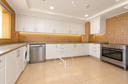 Apartment - 2 - 3 for rent in Al Khushkar - Shoreline Apartments - Palm Jumeirah - Dubai
