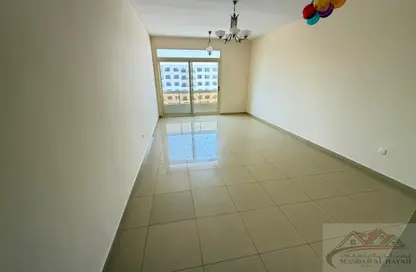 Apartment - 1 Bedroom - 2 Bathrooms for rent in Muwaileh 29 Building - Muwaileh - Sharjah
