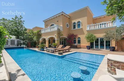 Villa - 5 Bedrooms - 6 Bathrooms for sale in Legacy - Jumeirah Park - Dubai