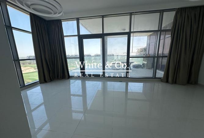Golf Views | Terrace+Maids | Chiller Free photo 2