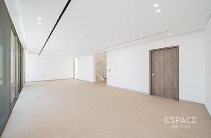 Villa - 5 - 5 for sale in Sunrise Living at Jumeirah Park - District 9 - Jumeirah Park - Dubai