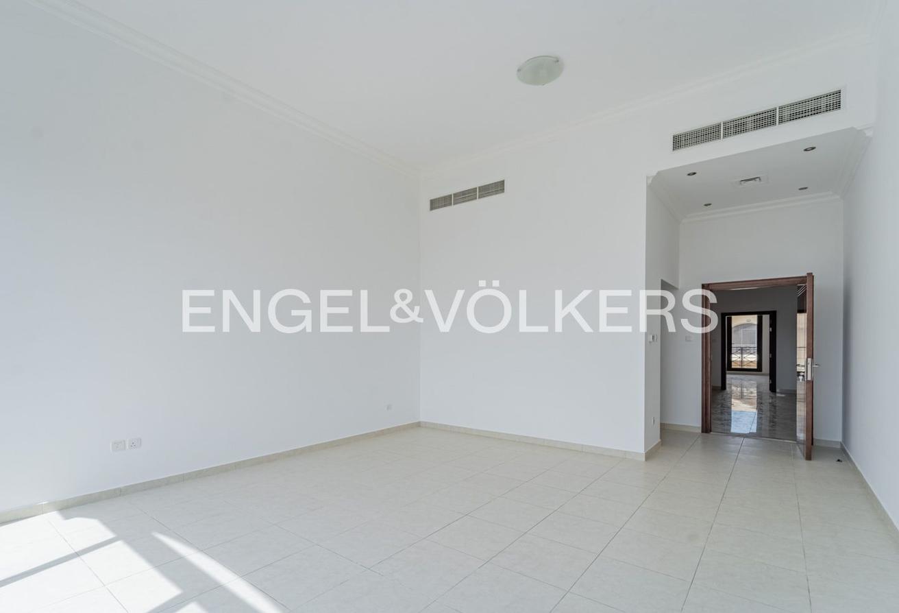 Spacious Layout | Near to MOE | Prime Spot photo 7