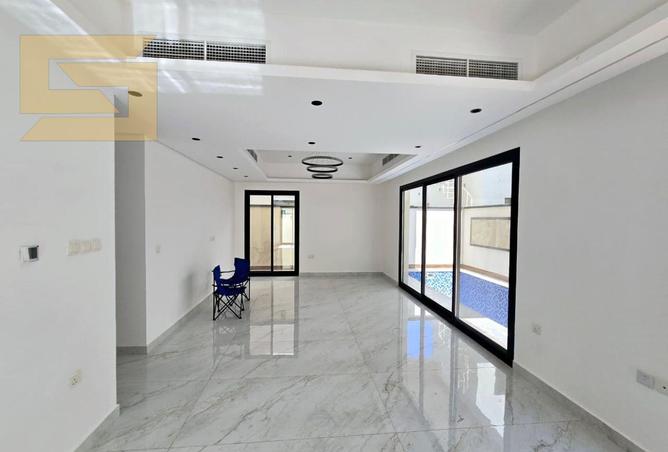 119031305 - Property Image 3