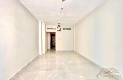 Apartment - 1 Bedroom - 2 Bathrooms for rent in Muwaileh 29 Building - Muwaileh - Sharjah