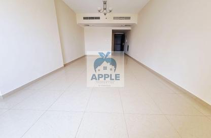 Apartment - 3 Bedrooms - 3 Bathrooms for rent in Muwaileh 29 Building - Muwaileh - Sharjah