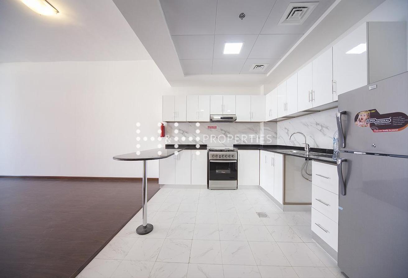 Unfurnished 1 BR with Closed Kitchen photo 2