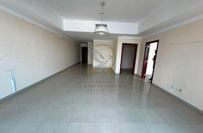 Apartment - 3 - 4 for rent in New Al Taawun Road - Al Taawun - Sharjah