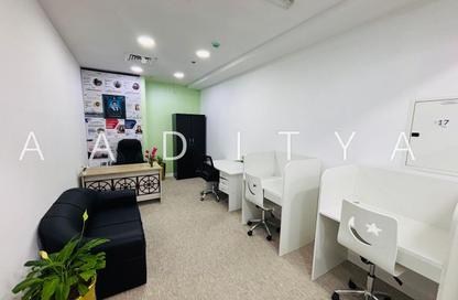 Office Space - Studio - 1 Bathroom for rent in Al Fajer Complex - Oud Metha - Bur Dubai - Dubai
