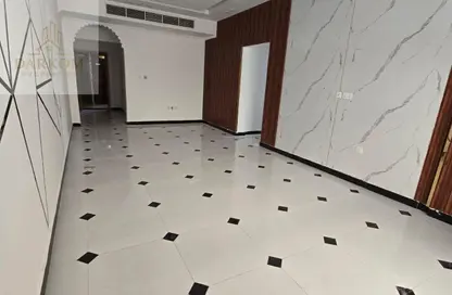 شقة - 2 غرف نوم - 2 حمامات للايجار في فلل الروضة 2 - 2  الروضة - الروضة - عجمان