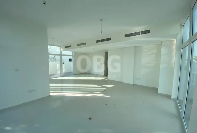 156011931 - Property Image 2