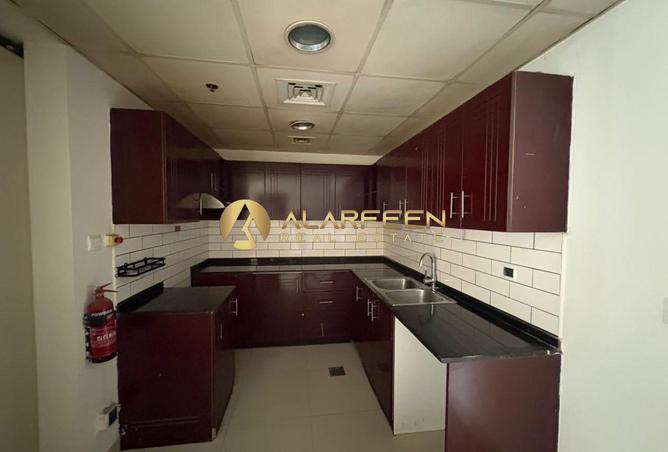 77382013 - Property Image 3