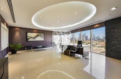 Office Space - Studio for sale in Crystal Tower - Business Bay - Dubai