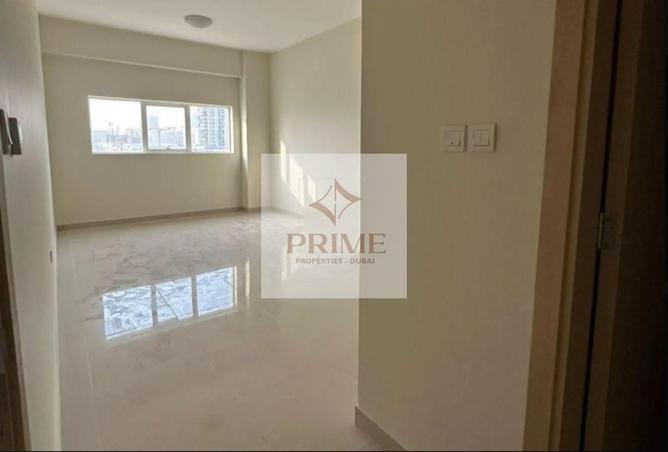 70278419 - صورة العقار 3