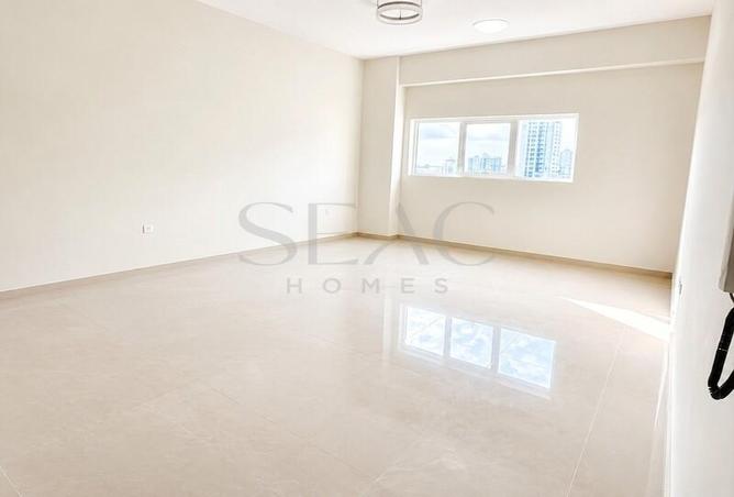 73844433 - Property Image 2