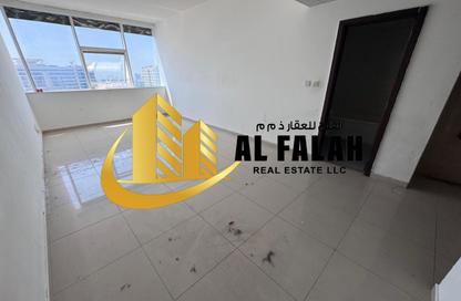 شقة - 1 حمام للايجار في شارع بوخارا ​ - النهدة - الشارقة