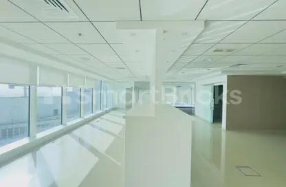 Office Space - Studio - 1 Bathroom for rent in The Burlington - Business Bay - Dubai