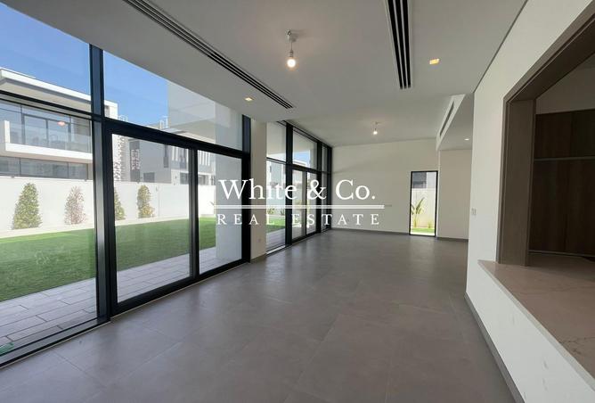 83681131 - Property Image 3
